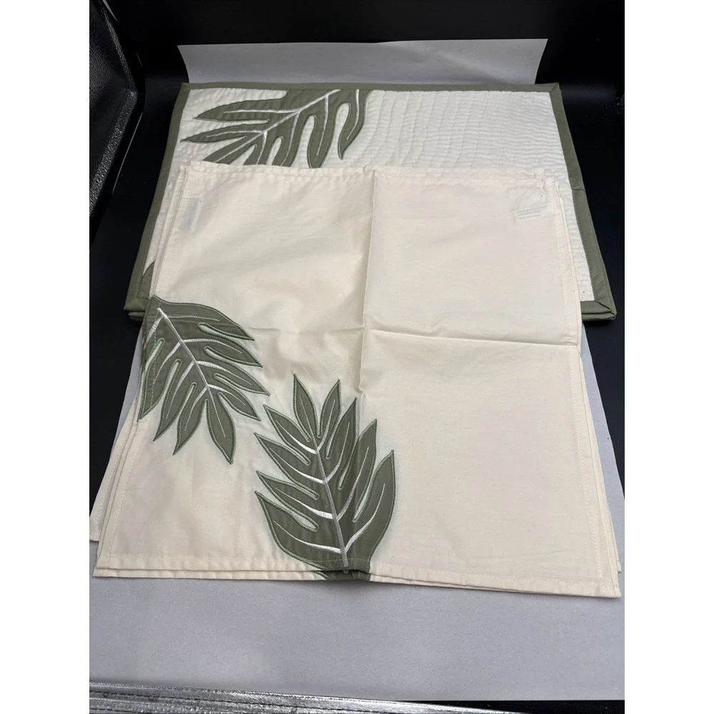 Set Of 4 Place Mats, 4 Napkins DBI-Hawaii ULU NUI Collection EXCELLENT